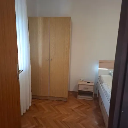Apartment Matea *